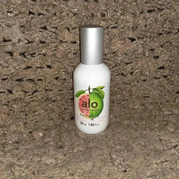 FRUITS &PASSION-Grapefruit/Guava-3 piece Set-Eau Fraiche/Foaming Bath/Body Cream - Picture 4 of 4